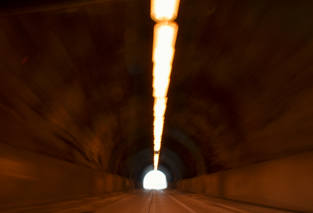 TUNNEL